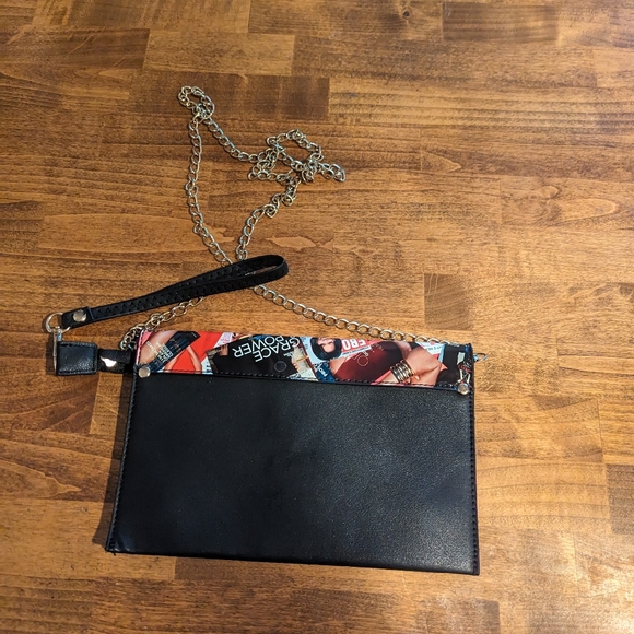 Michelle Obama Glossy Magazine Cover Collage Purse With Chain - Picture 5 of 10